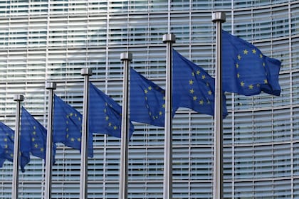 12/05/2021 Banderas de la UE POLITICA ESPAÑA EUROPA CANTABRIA GUILLAUME PERIGOIS/UIMP