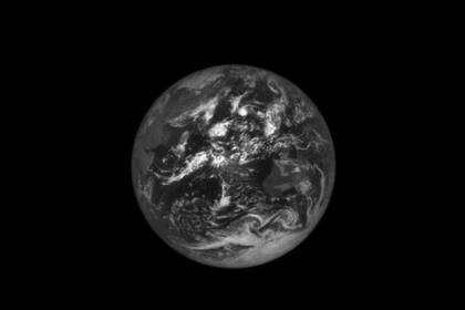25/10/2022 La Tierra desde 620.000 kilómetros.  La nave espacial Lucy de la NASA capturó esta imagen de la Tierra el 15 de octubre de 2022, como parte de una secuencia de calibración de instrumentos a una distancia de 620.000 kilómetros.  POLITICA INVESTIGACIÓN Y TECNOLOGÍA NASA