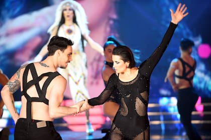 A falta de Araceli, Flor Torrente homenajeó a Cher.