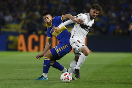 Agustín Sandez será titular en Boca en lugar del colombiano Frank Fabra, de bajo rendimiento