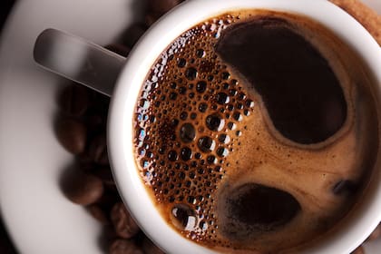 Así afecta a nuestro cuerpo el café a primera hora de la mañana, según la Universidad de Harvard