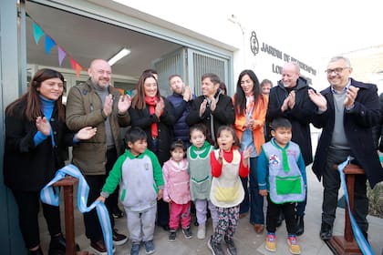 Axel Kicillof, al inaugurar este martes un jardín de infantes en Lomas de Zamora