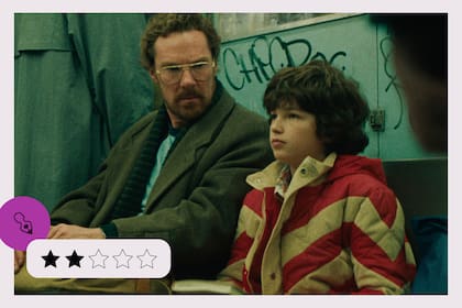 Benedict Cumberbatch y el pequeño Ivan Morris Howe en la fallida miniserie de Abi Morgan, que ya se encuentra disponible en Netflix