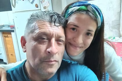 Carlos Coronel y su hija, Walkyria