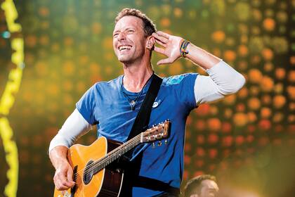Coldplay es una banda de rock británica liderada por Chris Martin
