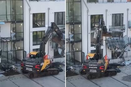 Con una máquina excavadora, un constructor furioso arremetió contra varias unidades de departamentos en Alemania