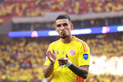 Daniel Muñoz es el goleador de Colombia en lo que va de la Copa América 2024; el lateral anotó dos tantos en la primera ronda