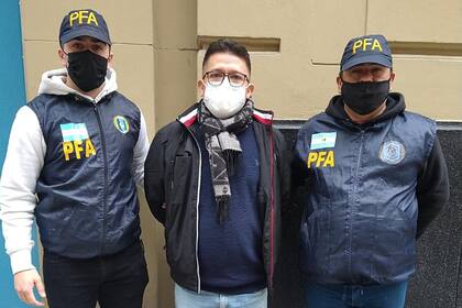 El sospechoso fue detenido por la Policía Federal Argentina (PFA)