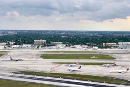 El aeropuerto de Miami es uno de los que está en alerta en Florida por la llegada del huracán Ian