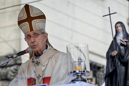 El arzobispo de Buenos Aires, cardenal Mario Poli, destacó la labor de "muchos 'Cayetanos' anónimos"