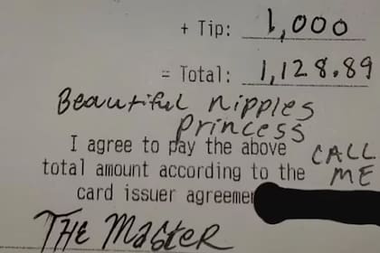 El cliente de un restaurante en Estados Unidos escribió una frase inapropiada en el ticket dedicada a la mujer que lo atendió