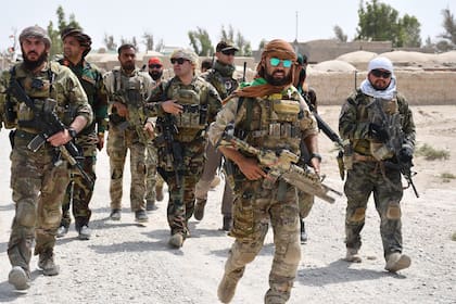 El ejército afgano aún resiste en algunas zonas del país (Fuente: Sami Sadat/ Twitter)