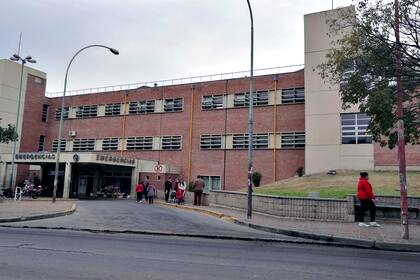 El Hospital de Niños Santísima Trinidad, donde está internada en grave estado la niña atacada por cuatro perros