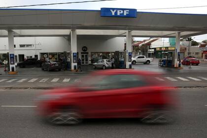 El ministro Sergio Massa y la principal líder del mercado, YPF, están en sintonía para aplicar otro sendero de 4% mensual hasta julio