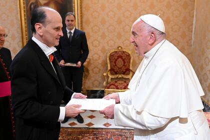 El papa Francisco recibió las cartas credenciales de Luis Pablo María Beltramino, nuevo embajador ante el Vaticano
