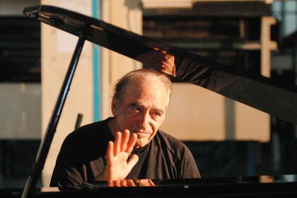 El pianista Miguel Ángel Estrella tenía 81 años