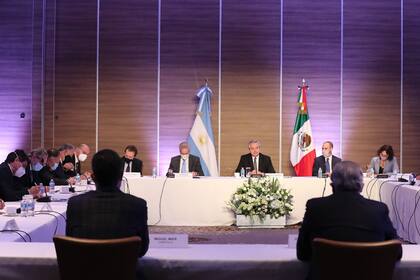 El Presidente tuvo un encuentro con hombres de negocios en su gira por México