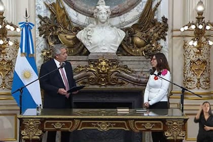El presidente Alberto Fernández le tomó juramento como ministra de Economía a Silvina Batakis el lunes último