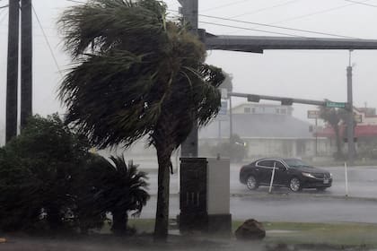El primer desarrollo ciclónico del Golfo de México impactará en las costas del sureste de Texas hacia la mitad de semana