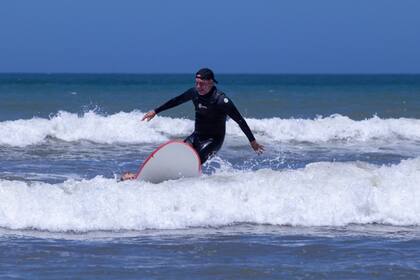 El referente de Pro hizo surf en Mar del Plata