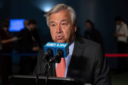 El secretario general de Naciones Unidas António Guterres durante una conferencia el lunes 1 de agosto de 2022, en la Asamblea General de la ONU. (AP Foto/Yuki Iwamura)