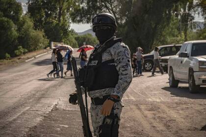 Elementos de la Guardia Nacional realizan un operativo de seguridad en el municipio de Villanueva, en Zacatecas, en septiembre de 2023