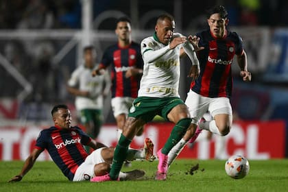 En el encuentro de la primera vuelta, disputado en el Nuevo Gasómetro, San Lorenzo y Palmeiras empataron 1 a 1