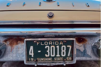 En Florida, el costo de un auto depende al menos tres factores