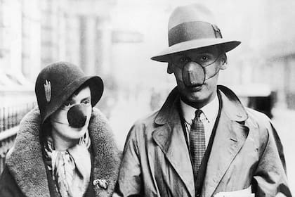 En los 1930, como ahora, no todos creían en los beneficios de cubrirse la boca y la nariz