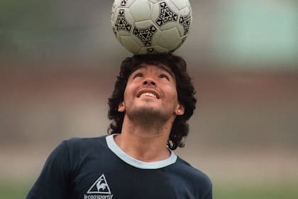 En X se viralizaron unas fotos de un pequeño Diego Maradona que daba sus primeros pasos en el fútbol