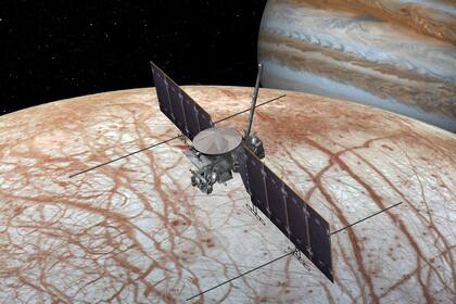 Entre 2023 y 2025 la sona Clipper sobrevolará Europa, una de las lunas de Júpiter