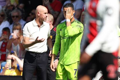 Erik Ten Hag y Cristiano Ronaldo; la relación está rota entre el director técnico y el futbolista en Manchester United.