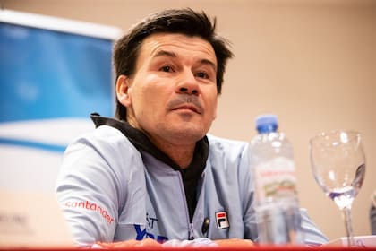 Guillermo Coria, durante el anuncio del equipo olímpico de París 2024: sorpresivamente no convocó a Zeballos, el N° 2 del mundo en dobles