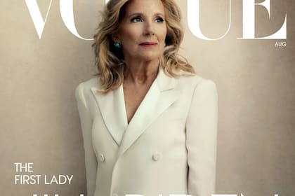 Jill Biden en la tapa de Vogue, julio 2024.