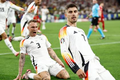 Kai Havertz festeja la apertura del marcador de Alemania ante Dinamarca; el local sigue adelante en la Eurocopa