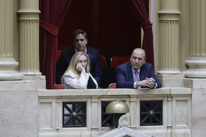 Karina Milei y Guillermo Francos en la Cámara de Diputados