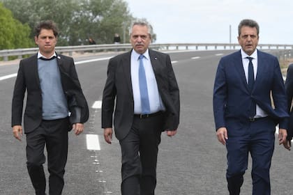 Kicillof, Alberto Fernández y Sergio Massa