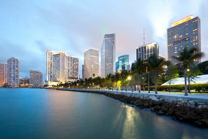 La alcaldía de Miami ofrece ayuda a quienes quieran comprar su primera vivienda