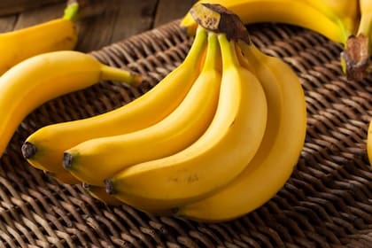 La banana es uno de los alimentos que más rápido sufre un proceso de maduración, pero hay un truco para evitarlo