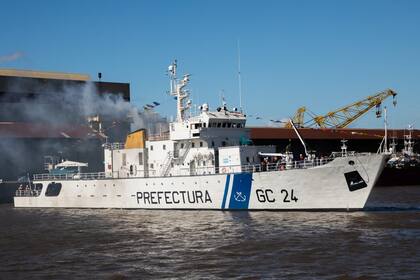 La PNA se encarga de tareas varias: desde el patrullaje en Mar Argentino hasta el control aduanero y las tácticas de asistencia