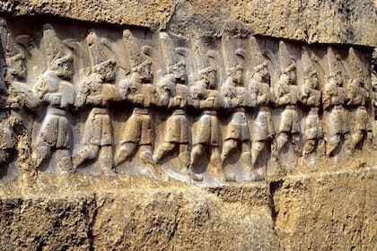 Las 64 deidades grabadas en la cámara principal del santuario indican las fases lunares y la época del año solar