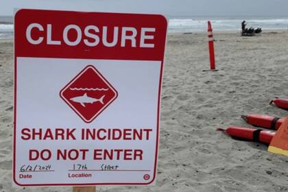 Las autoridades de Del Mar tuvieron que restringir el acceso al agua en algunas playas tras el ataque