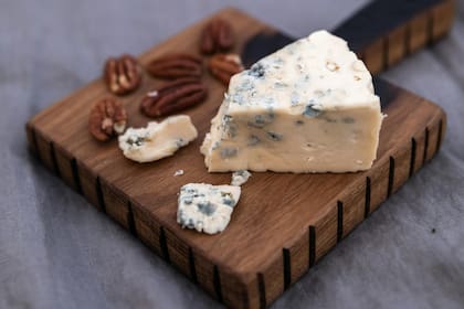 Los beneficios de comer queso azul
