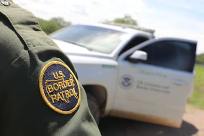Los ciudadanos de EE.UU. que están interesados en trabajar como agentes u oficiales de la CBP tienen oportunidad para postularse en julio