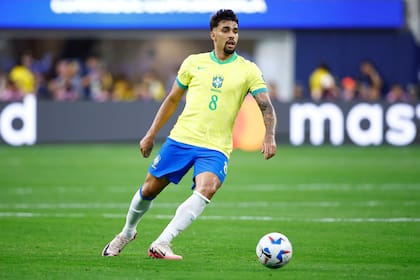 Lucas Paqueta sería titular en el duelo de este viernes frente a Paraguay, por la segunda fecha del grupo D de la Copa América 2024
