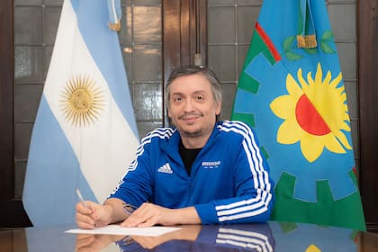 Máximo Kirchner durante la firma de su candidatura