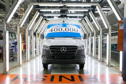 Mercedes-Benz ya fabricó  400.000 Sprinter en el país