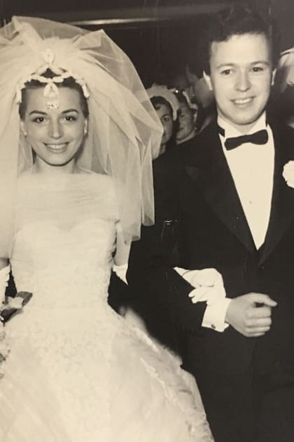 Miguel Romano y Mercedes López Paredes en una imagen de su boda