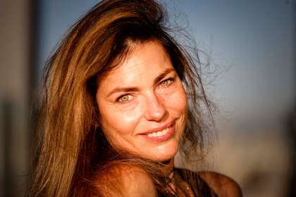 Paola Della Torre: fue Miss Argentina, actuó en una conocida novela de los 90 y hoy da clases de yoga en una cárcel de mujeres en Miami