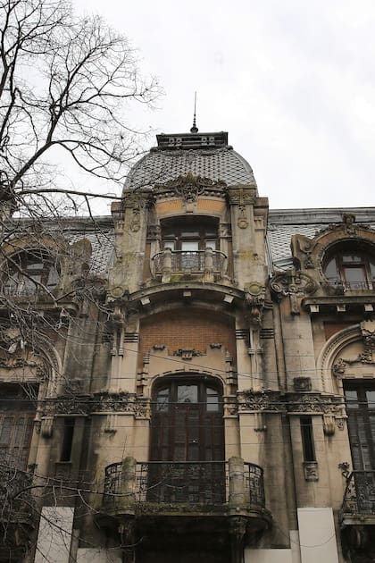 La historia del palacio art nouveau que representa el gran esplendor de una época de la Argentina